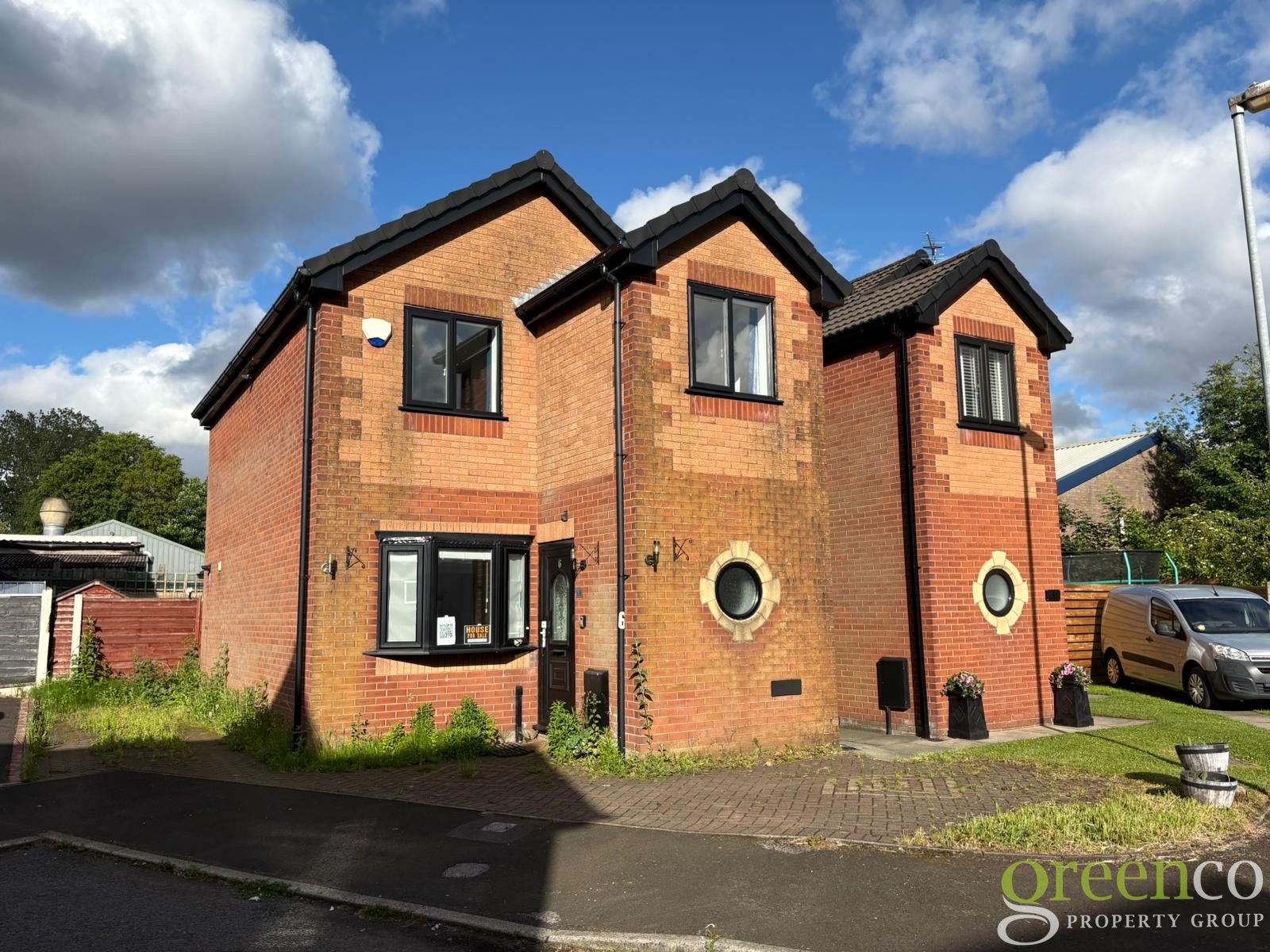 Great Heaton Close, Middleton — photo 2 of 18