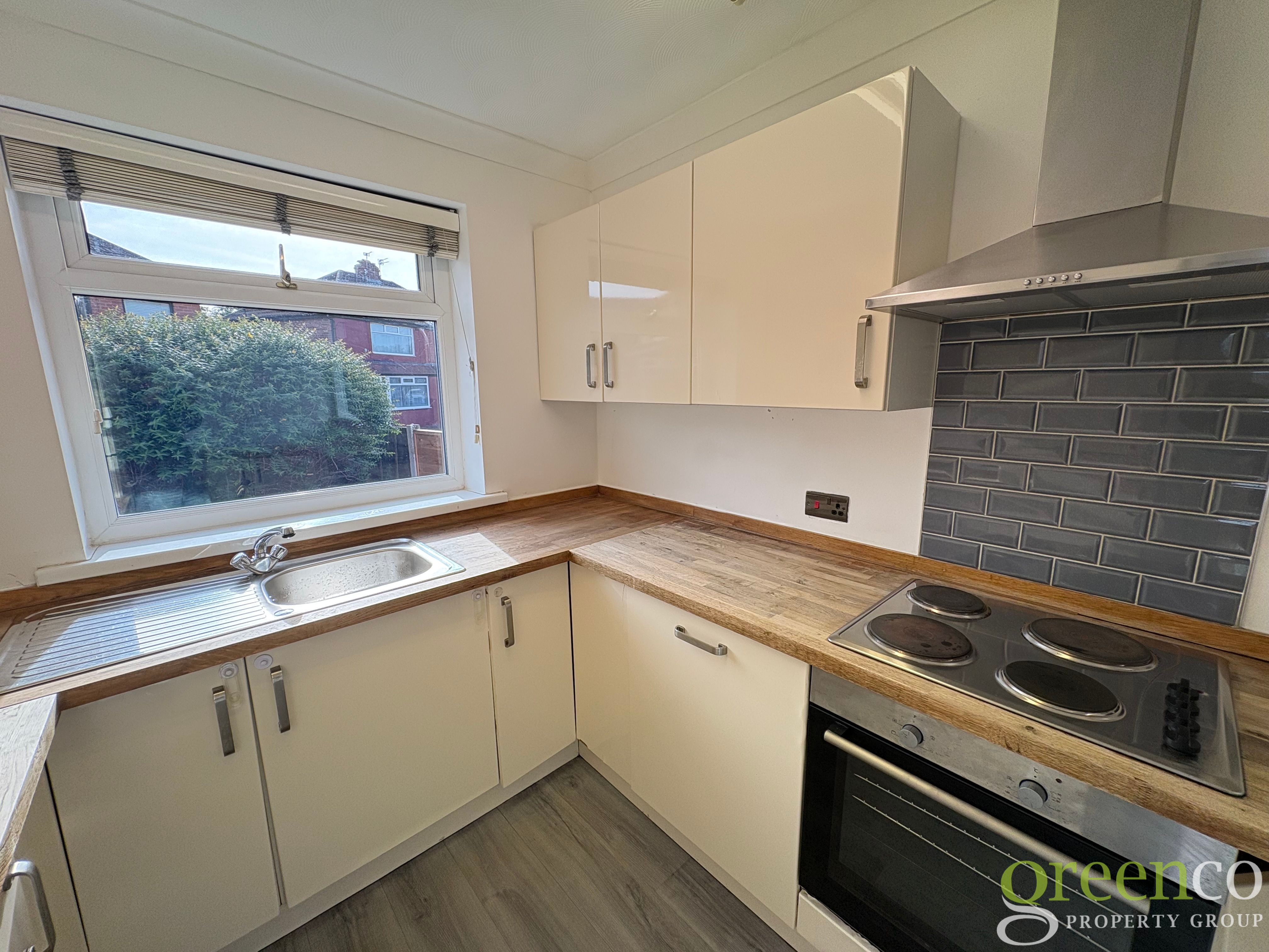 Milton Road, Audenshaw — photo 8 of 23